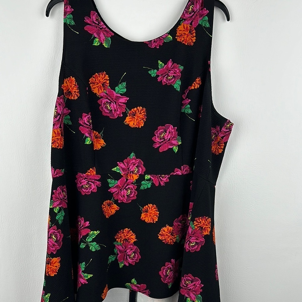Torrid High/Low Stretchy Floral Sleeveless Top